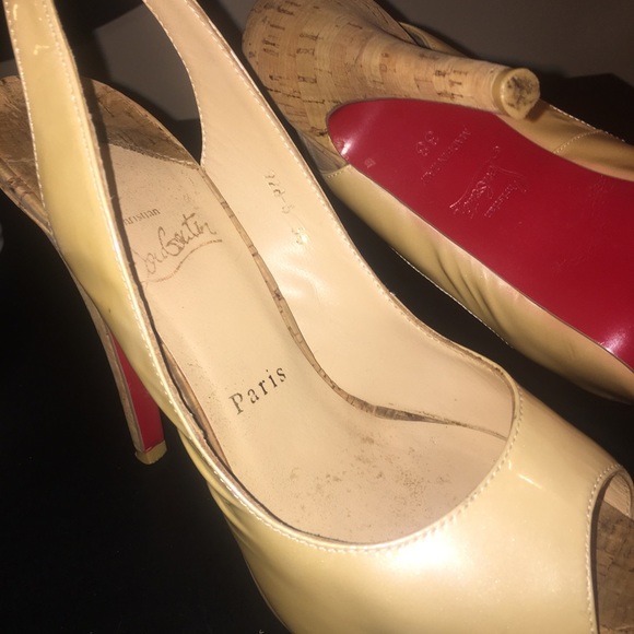 Christian Louboutin nude heels - Picture 3 of 6